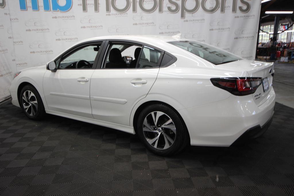 Used 2023 Subaru Legacy Premium AWD/4WD image 3