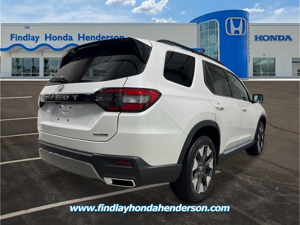 New 2026 Honda Pilot Touring image 5