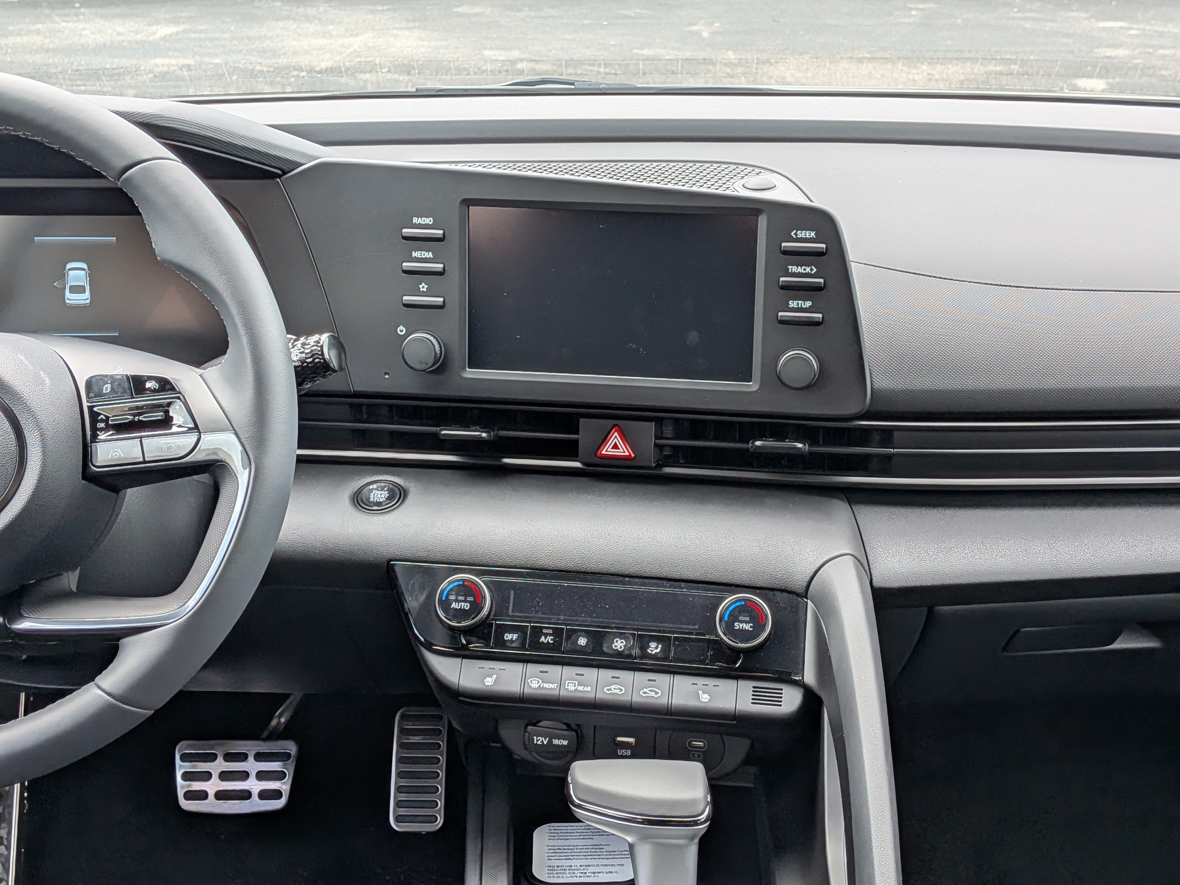 New 2026 Hyundai Elantra SEL Sport FWD image 18