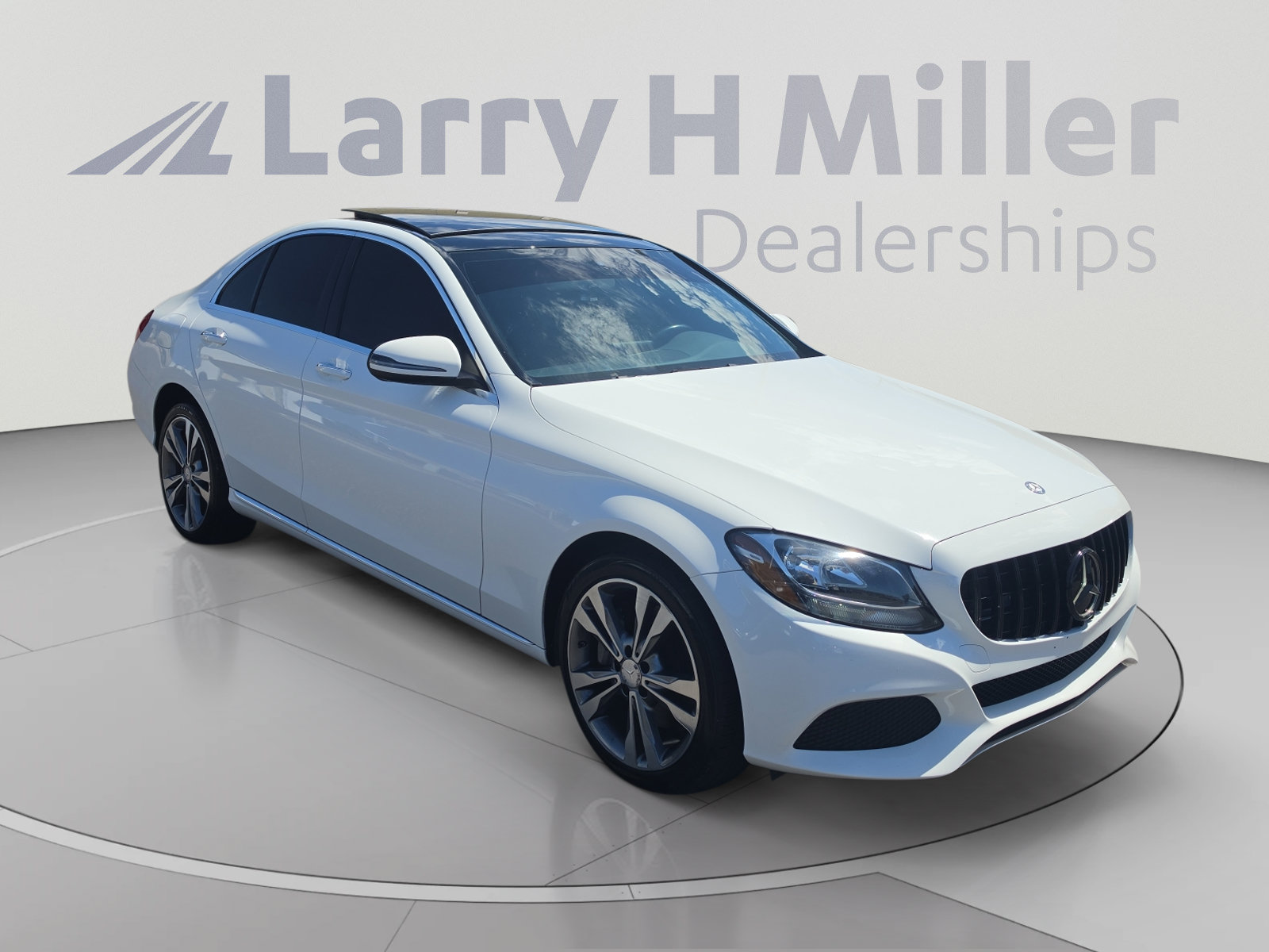 Used 2016 Mercedes-Benz C 300 4MATIC Sedan image 7