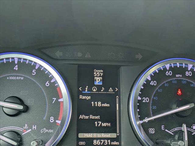 Used 2016 Toyota Highlander Limited image 10