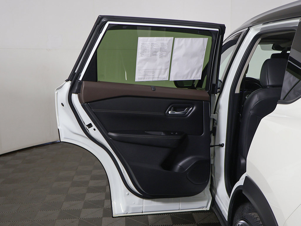 Used 2023 Nissan Rogue SL w/ SL Premium Package AWD/4WD image 23