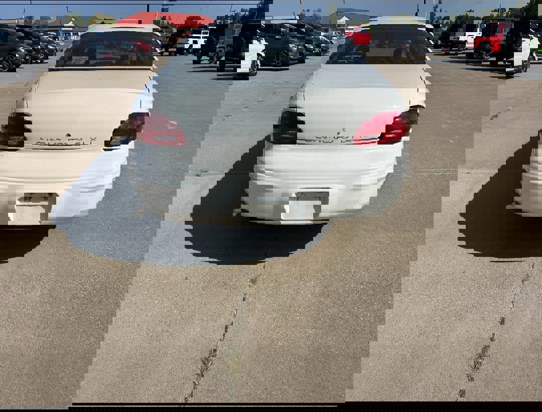 Used 2001 Chrysler Concorde LXi image 6