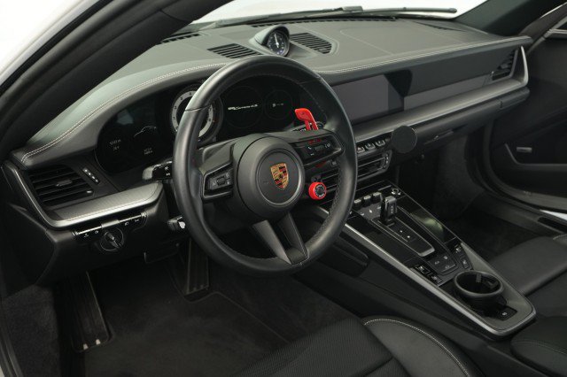 Used 2020 Porsche 911 Carrera 4S AWD/4WD image 47