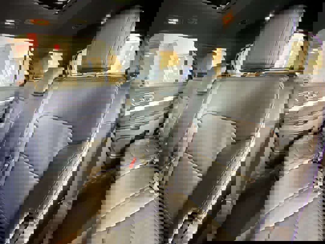 Used 2016 Ford Explorer XLT w/ Equipment Group 202A image 26