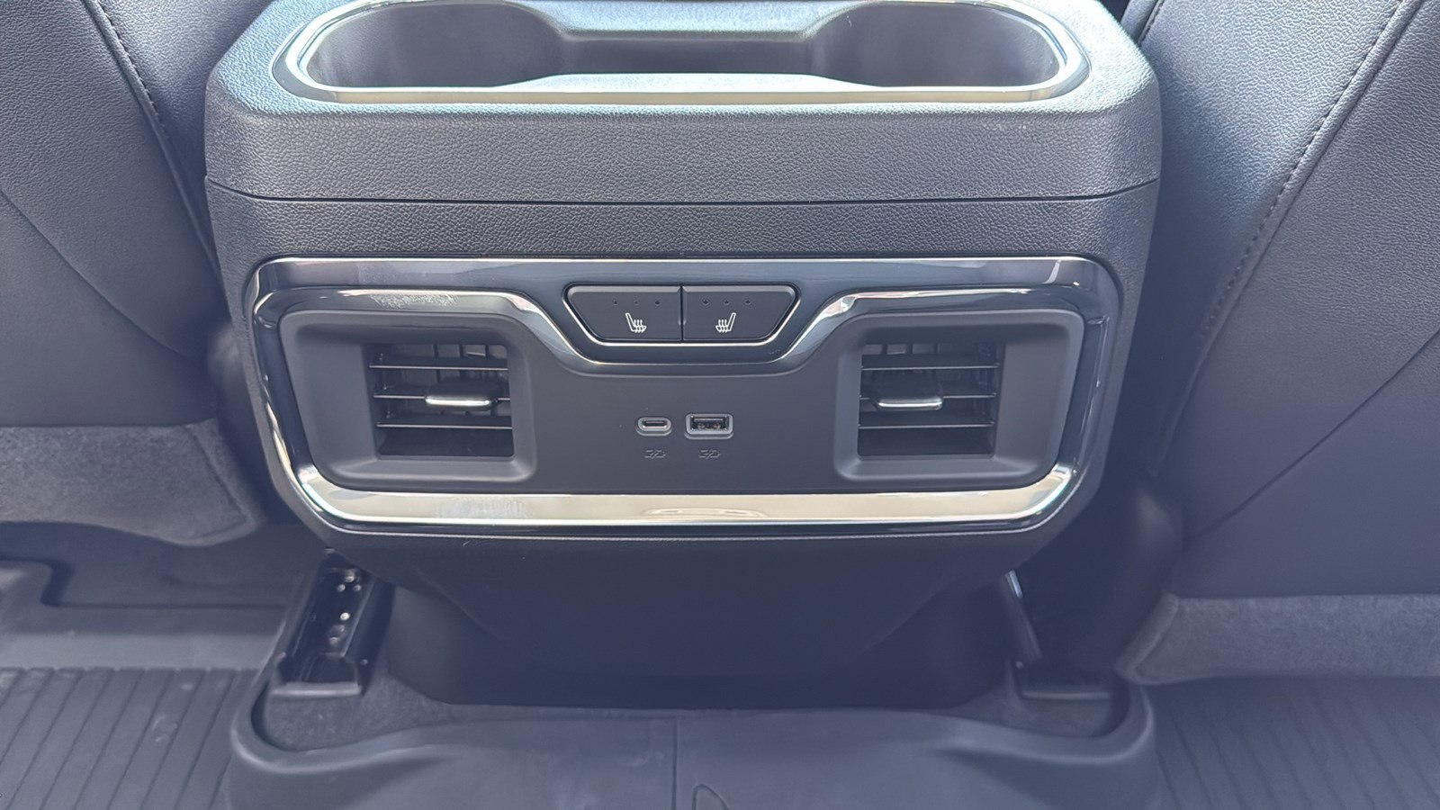 New 2026 Chevrolet Silverado 2500 LTZ w/ LTZ Convenience Package image 15