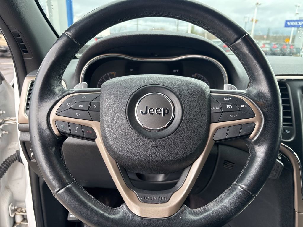 Used 2017 Jeep Grand Cherokee Laredo w/ Quick Order Package 23E image 18