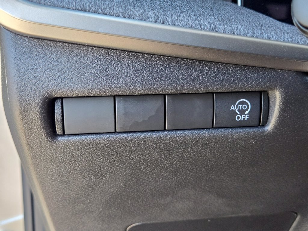 New 2027 Nissan Kicks SV w/ SV Premium Package FWD image 33