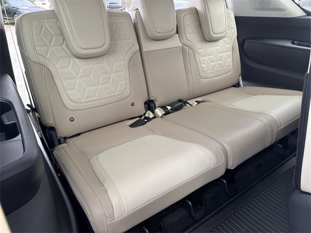 New 2026 Nissan Armada Platinum image 12
