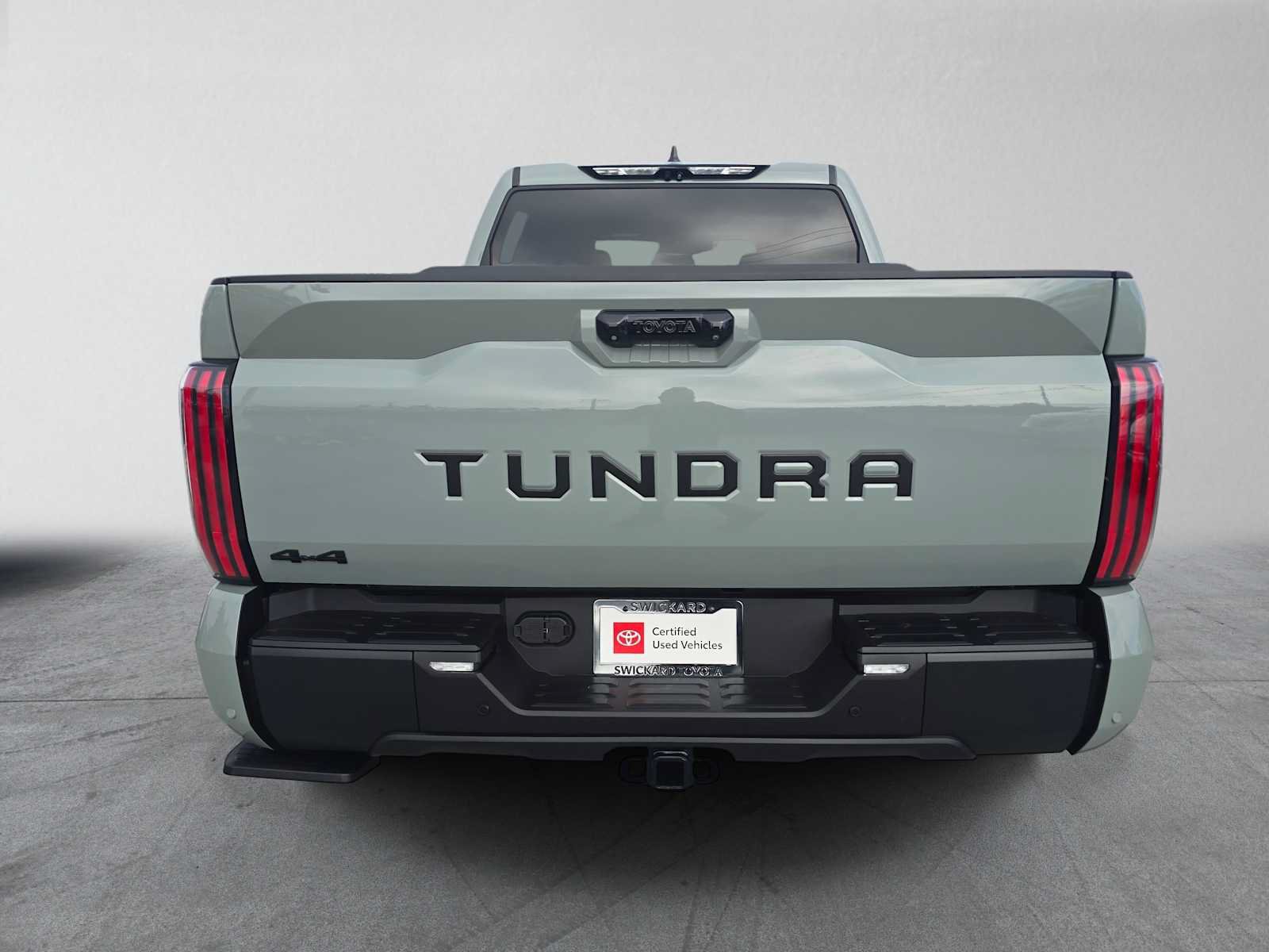 Certified 2025 Toyota Tundra Limited AWD/4WD image 4