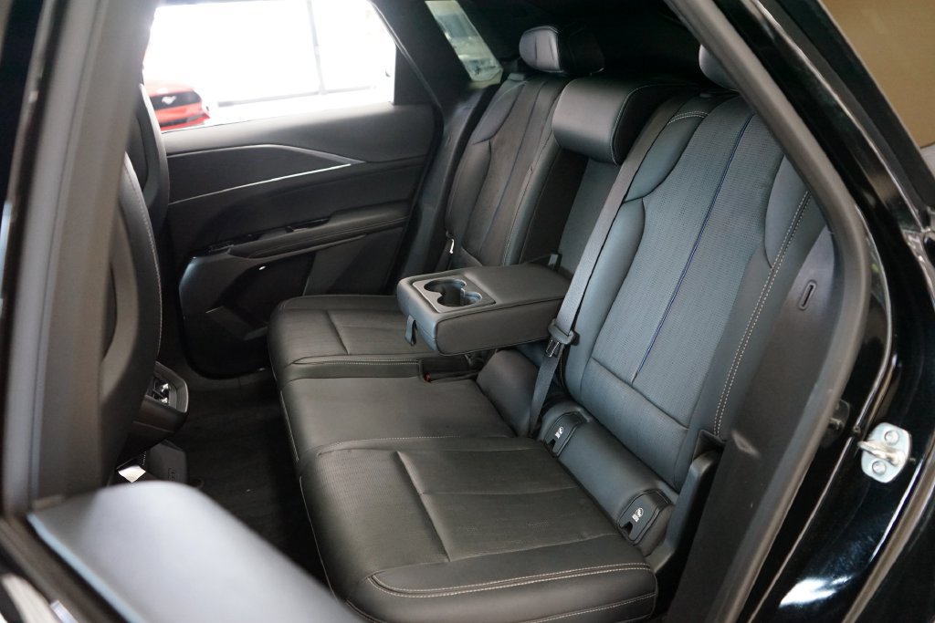 Used 2024 Cadillac Lyriq Sport w/ LPO, Floor Liner Package AWD/4WD image 57