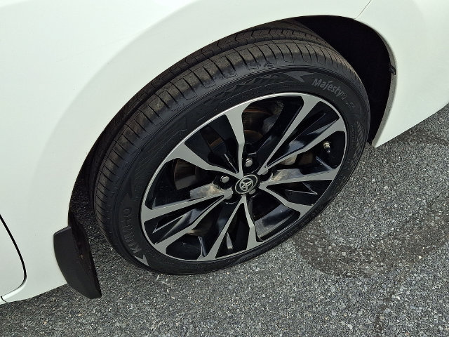 Used 2019 Toyota Corolla SE FWD image 11