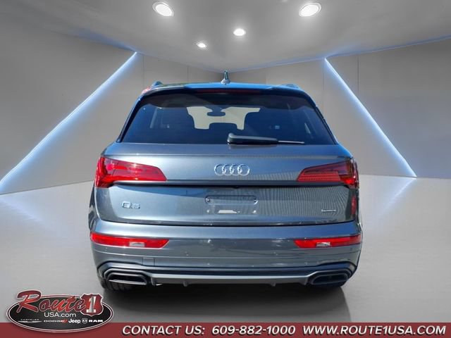 Used 2021 Audi Q5 e Premium Plus w/ Premium Plus Package AWD/4WD image 5