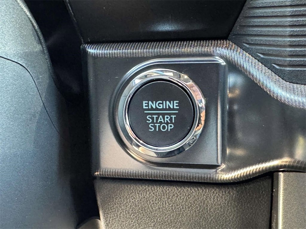 New 2025 Ford F150 Lariat w/ Equipment Group 502A High image 8