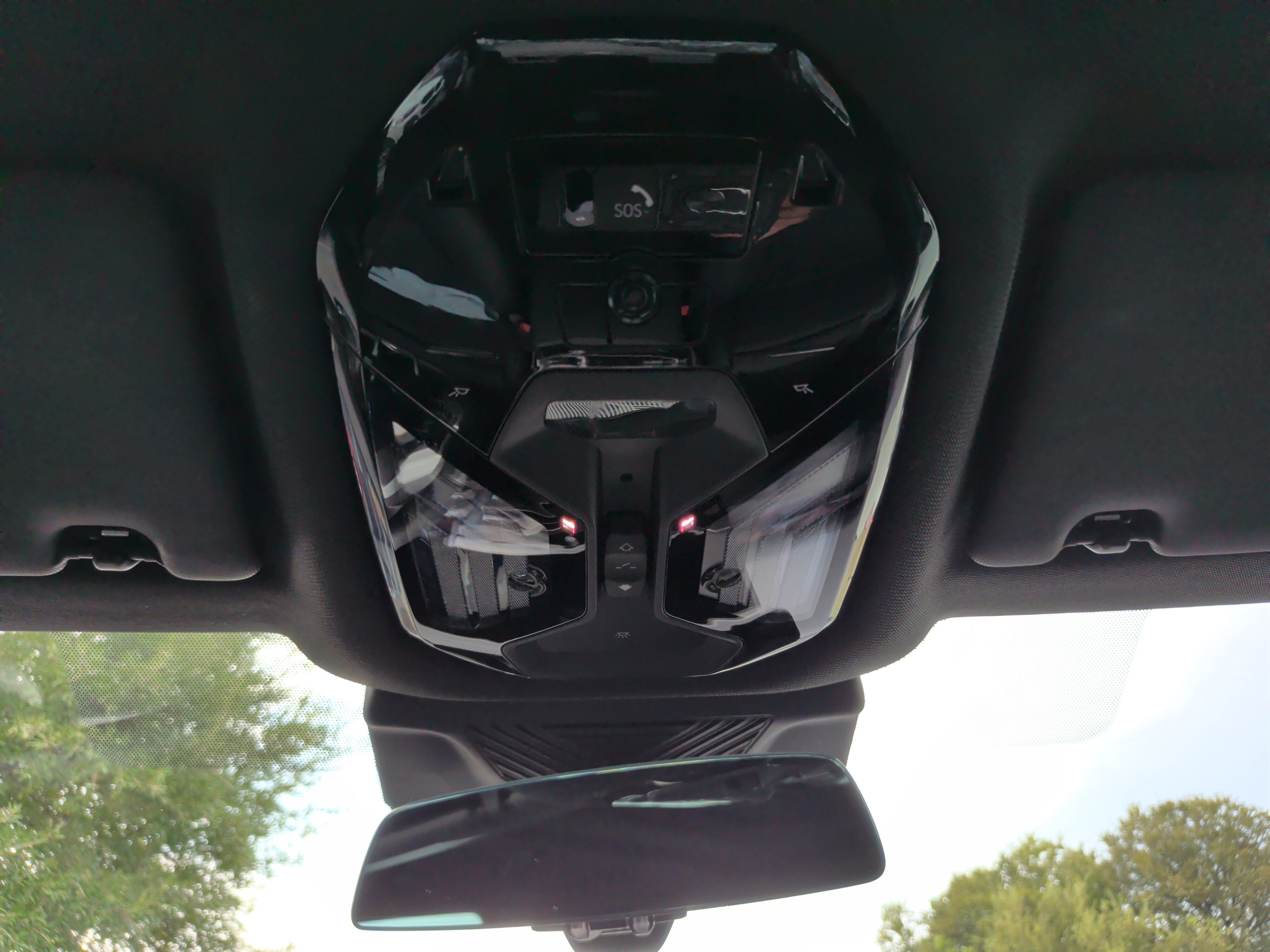 Used 2024 BMW i5 eDrive40i w/ M Sport Package RWD image 30