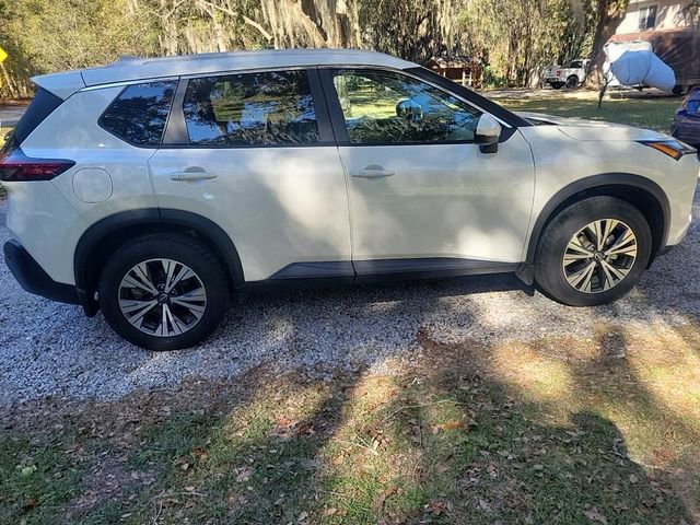 Used 2023 Nissan Rogue SV w/ SV Premium Package image 4