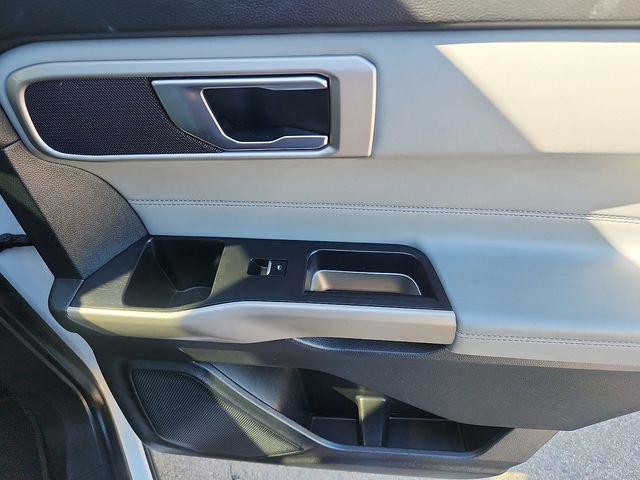 Certified 2023 Ford Explorer XLT w/ Equipment Group 202A AWD/4WD image 32