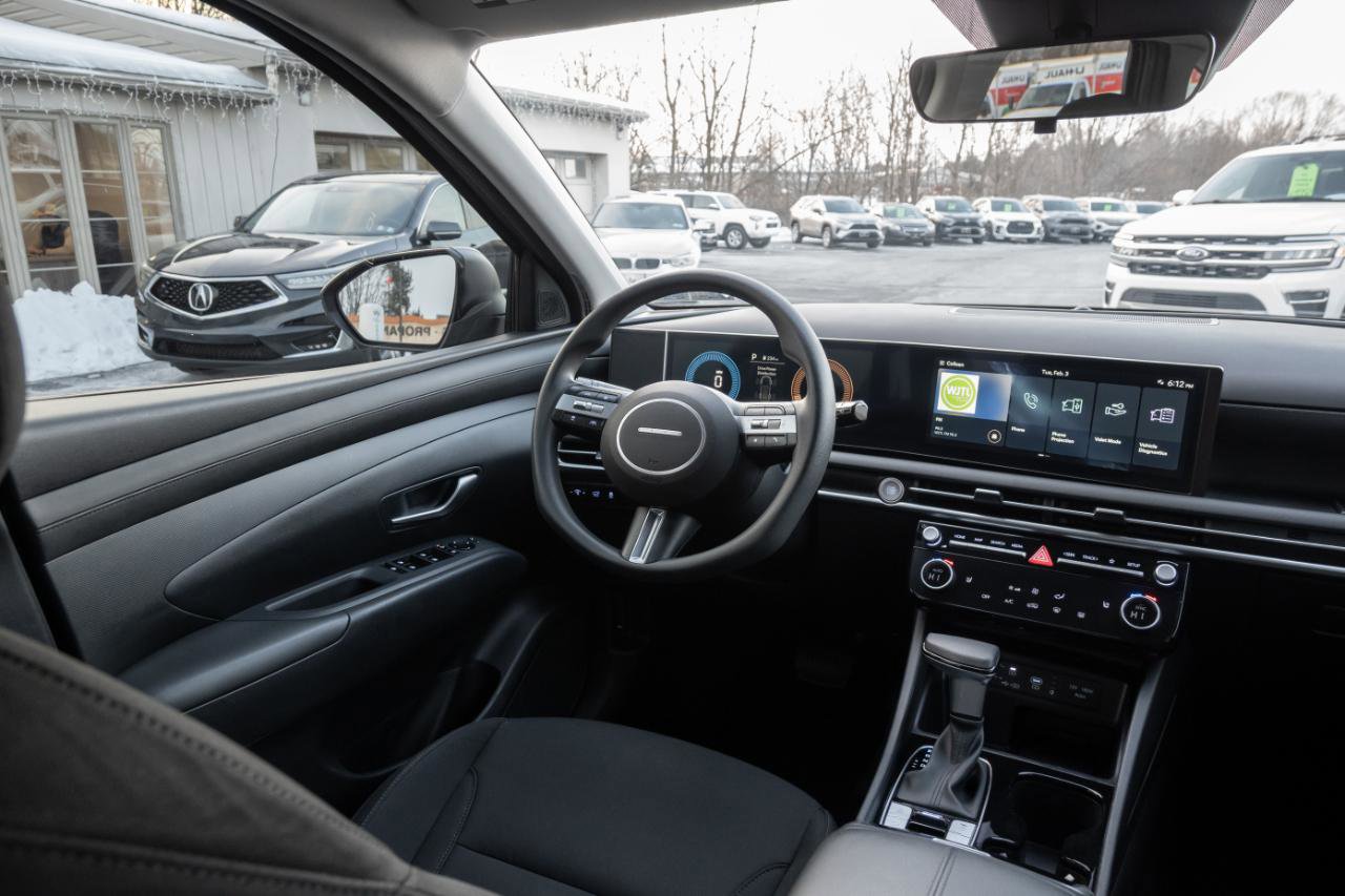 Used 2025 Hyundai Tucson SEL image 2