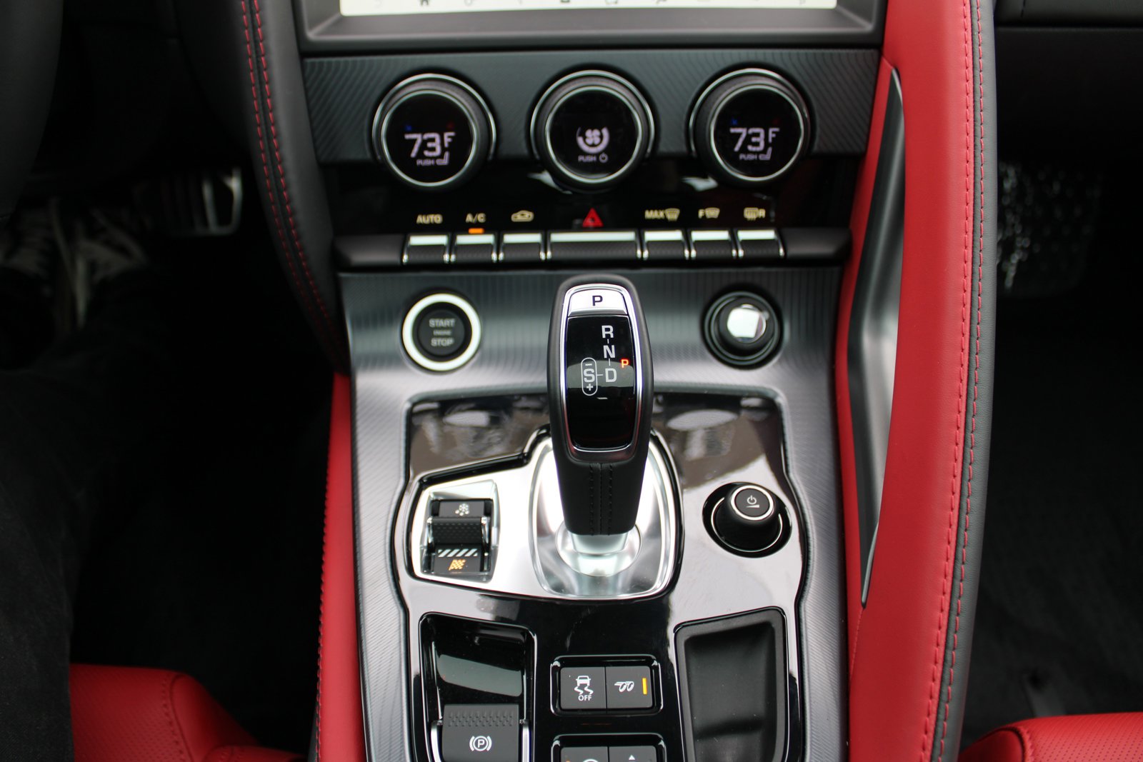 New 2023 Jaguar F-TYPE R-Dynamic image 18