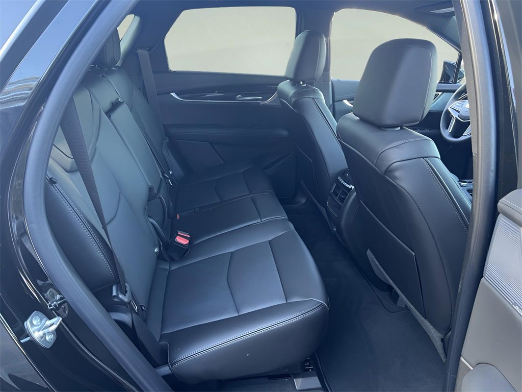 New 2026 Cadillac XT5 Premium Luxury w/ Driver Assist Package image 17