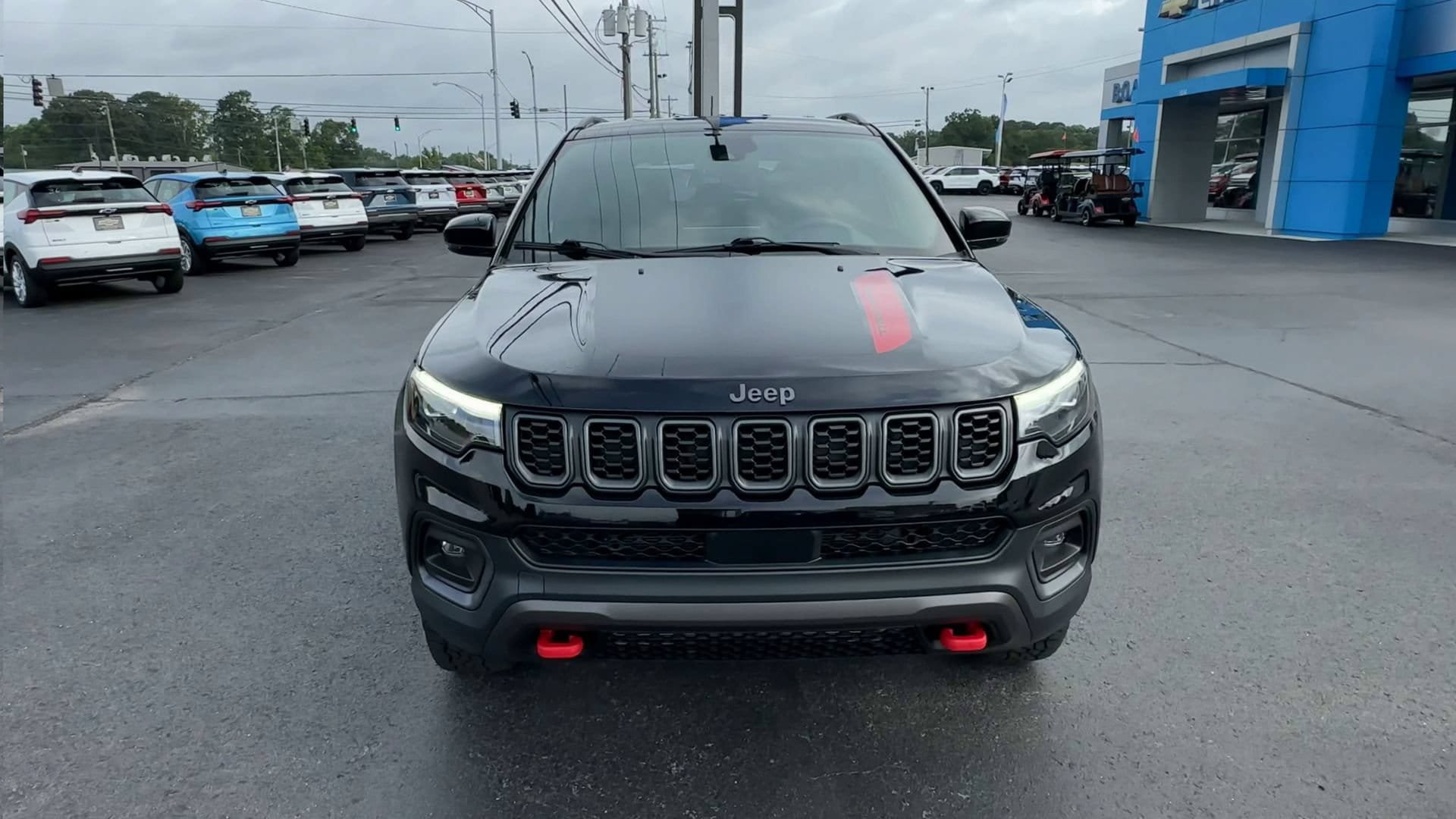 Used 2024 Jeep Compass Trailhawk w/ Trailhawk Elite Group AWD/4WD image 3