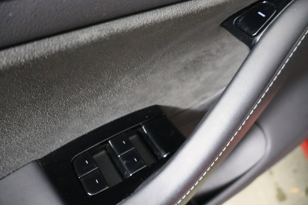 Used 2019 Tesla Model 3 Long Range image 19