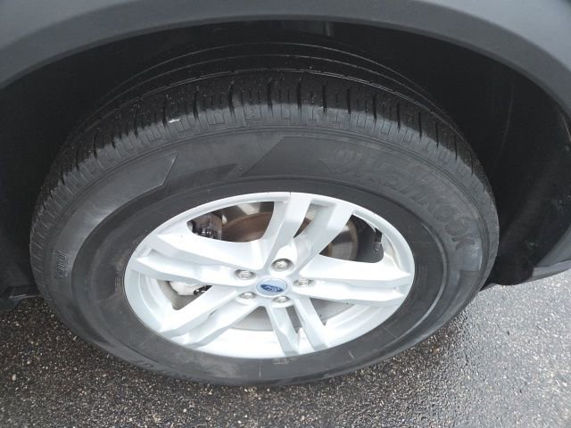 Used 2023 Ford Explorer XLT w/ Equipment Group 202A image 34