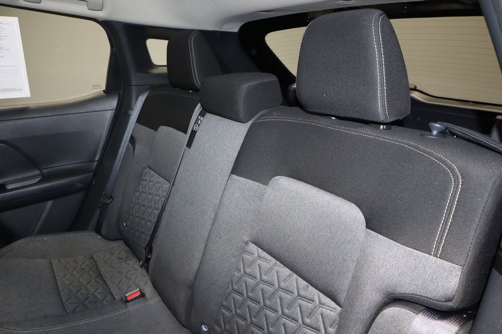 Certified 2025 Nissan Kicks SV image 21