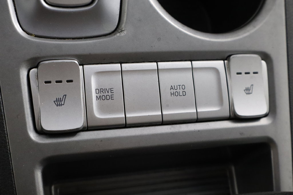 Used 2021 Hyundai Kona Limited FWD image 23