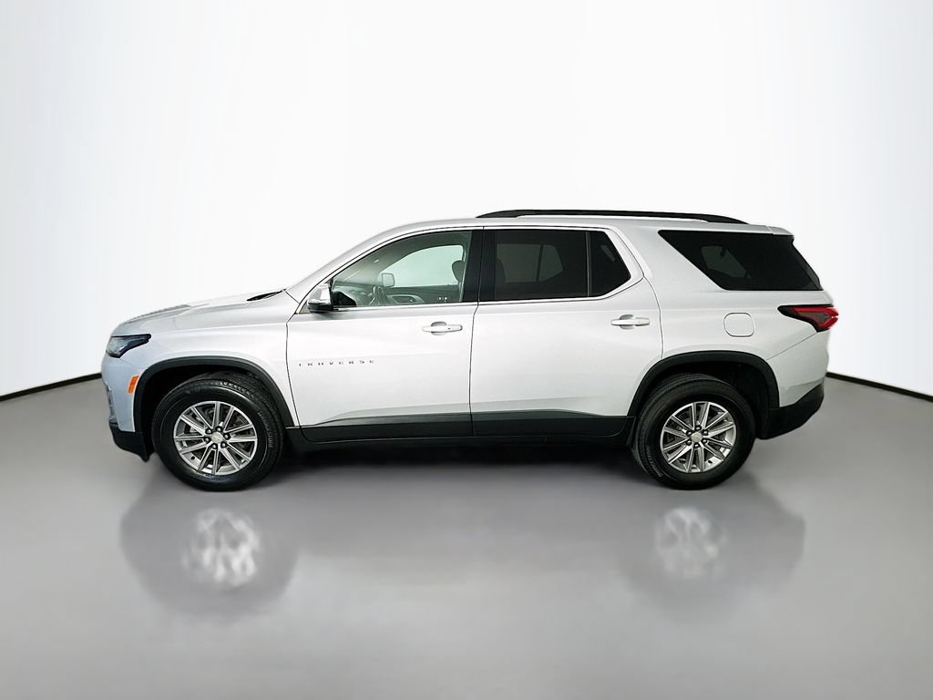 Used 2022 Chevrolet Traverse LT w/ LPO, Cargo Package FWD image 4