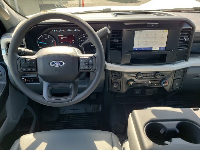 New 2026 Ford F350 XL AWD/4WD image 17