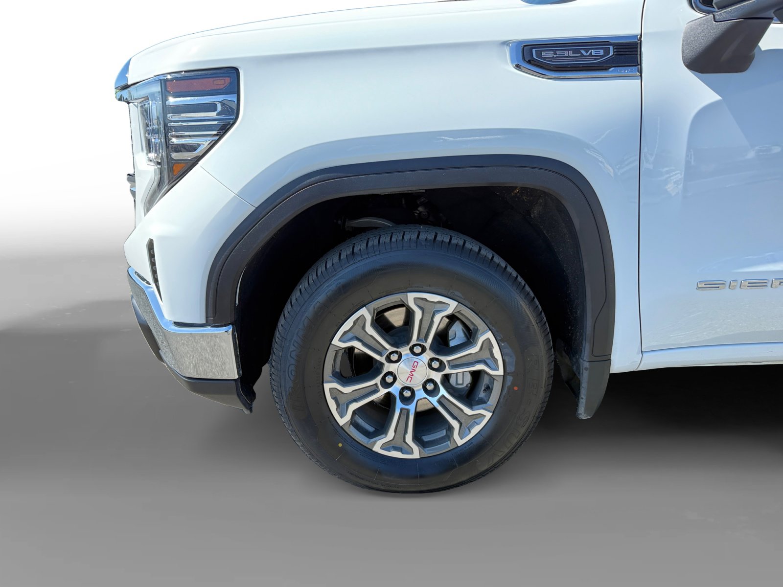 Used 2025 GMC Sierra 1500 SLT RWD image 9