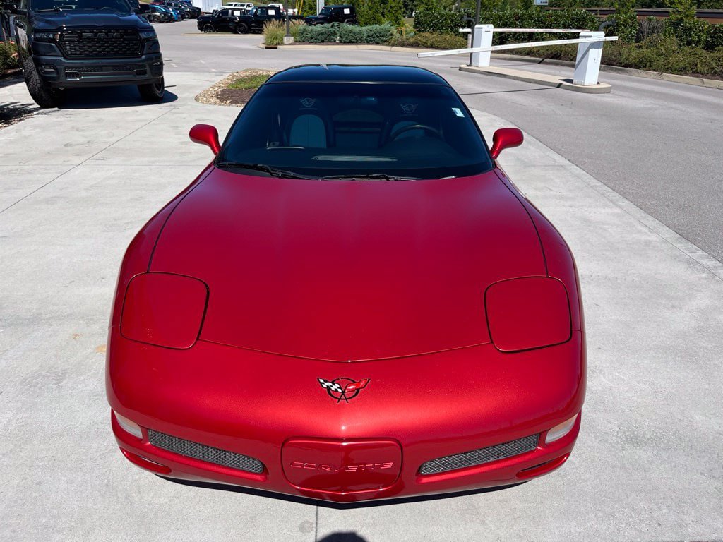 Used 1997 Chevrolet Corvette Coupe RWD image 28