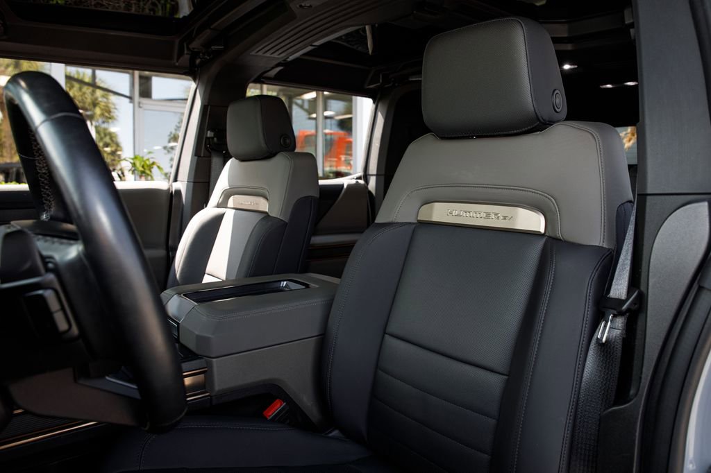 Used 2024 GMC Hummer EV 2X image 23