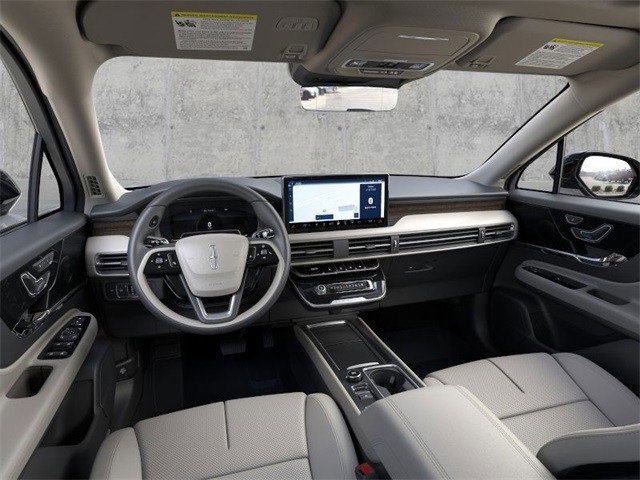 New 2025 Lincoln Corsair Reserve w/ Jet Appearance Package image 11