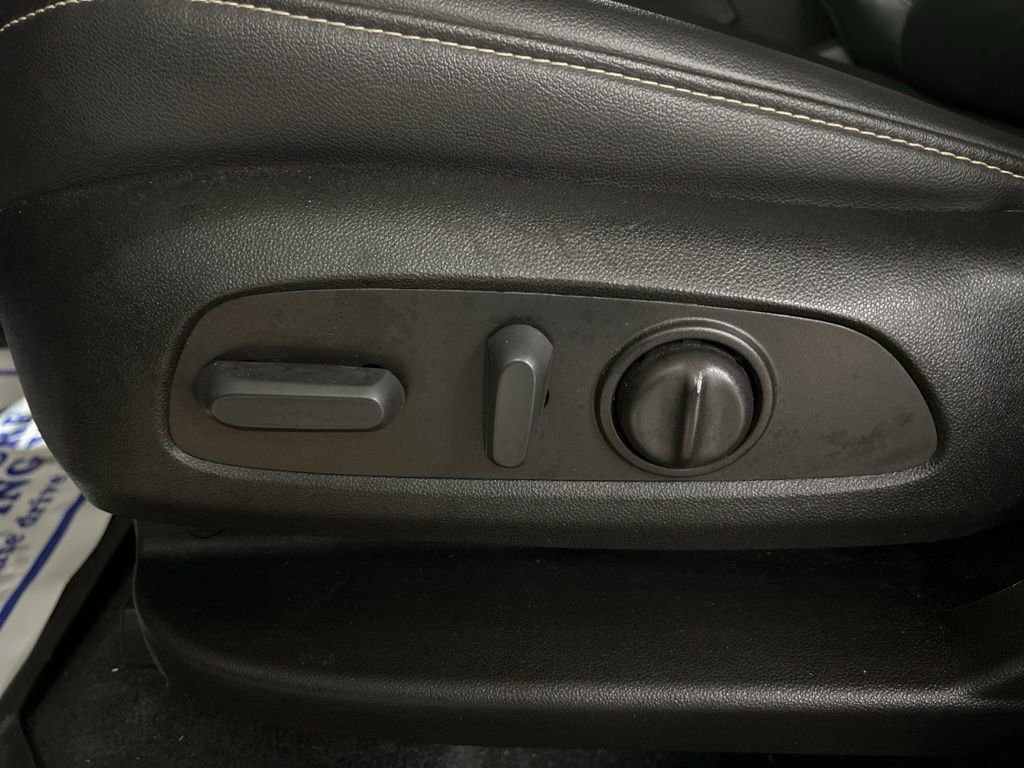 Used 2023 Chevrolet Traverse LT w/ LPO, Floor Liner Package image 18