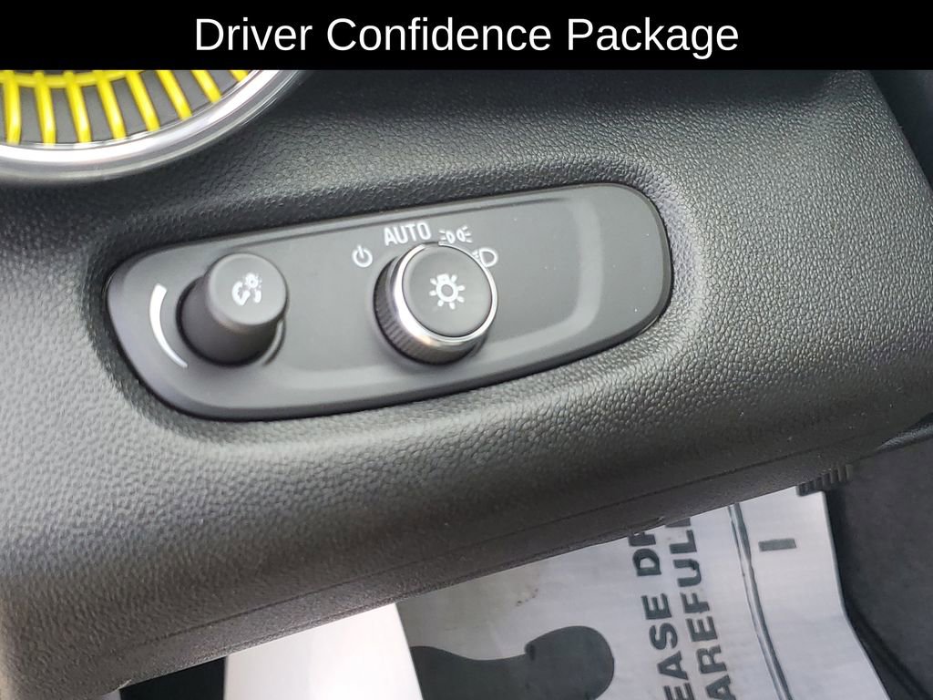 Used 2025 Chevrolet Trax ACTIV w/ Driver Confidence Package image 8