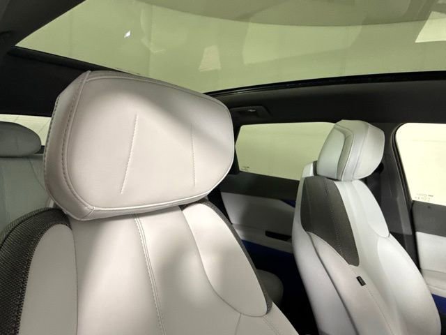 New 2025 Cadillac Optiq Sport 1 AWD/4WD image 34