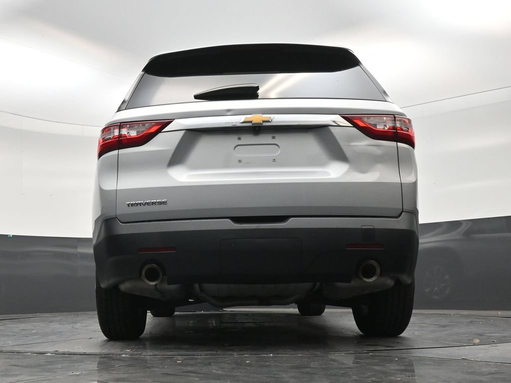 Used 2021 Chevrolet Traverse LS FWD image 22