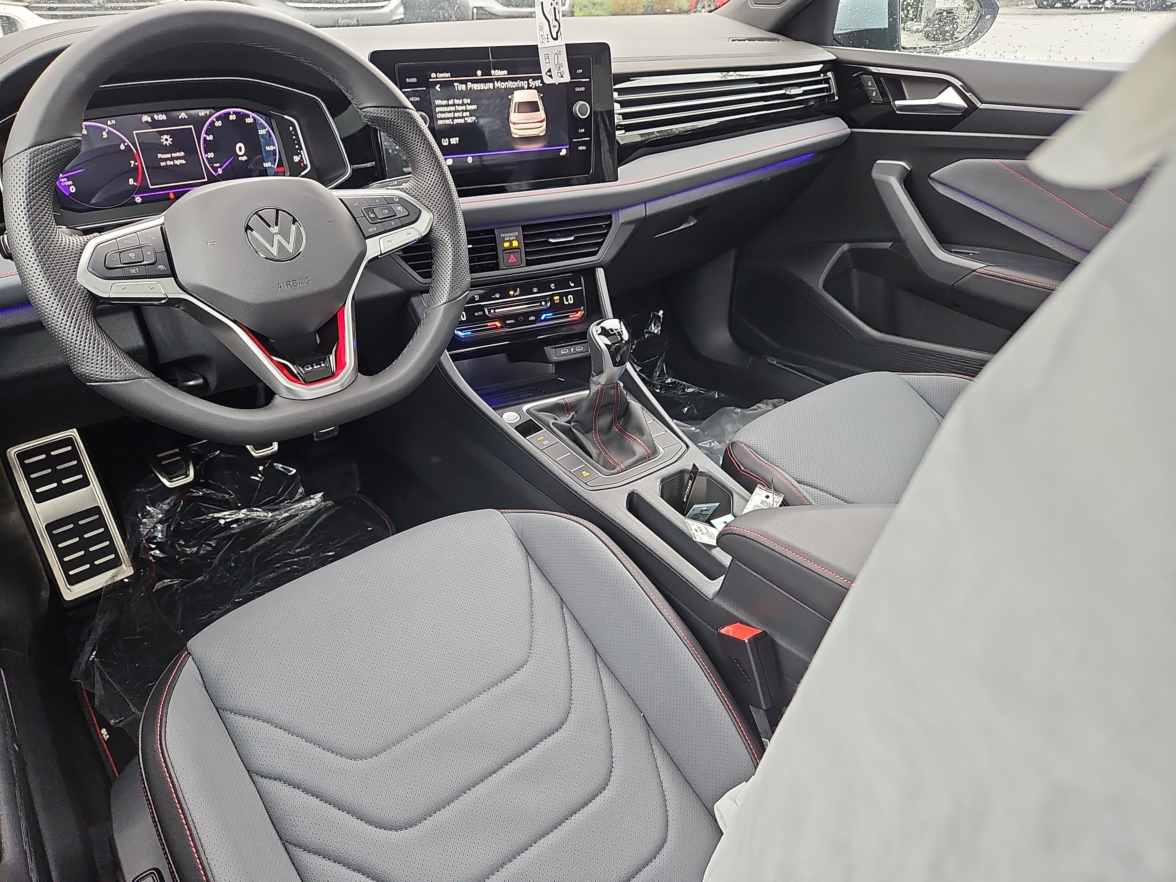 New 2026 Volkswagen Jetta GLI Autobahn FWD image 6