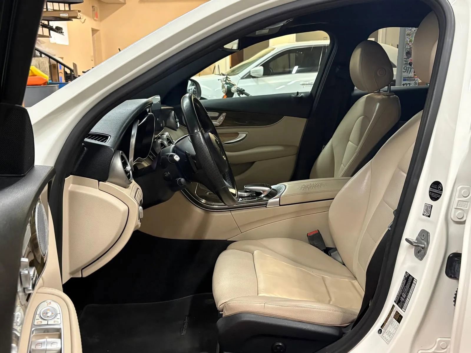 Used 2018 Mercedes-Benz C 300 4MATIC Sedan image 17