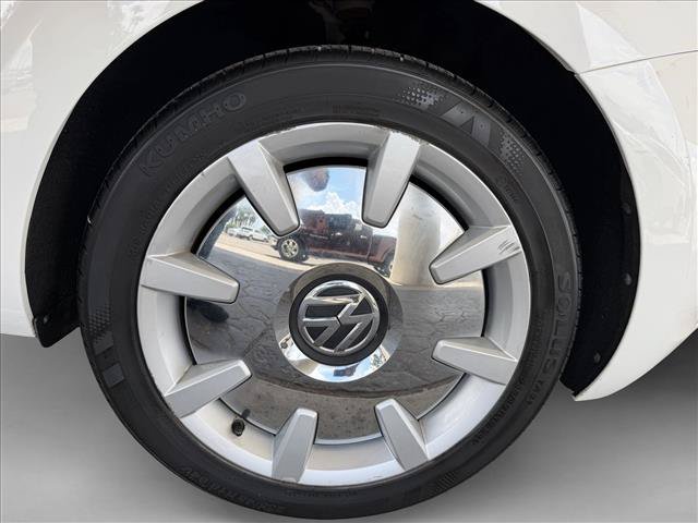 Used 2013 Volkswagen Beetle 2.5 FWD image 20
