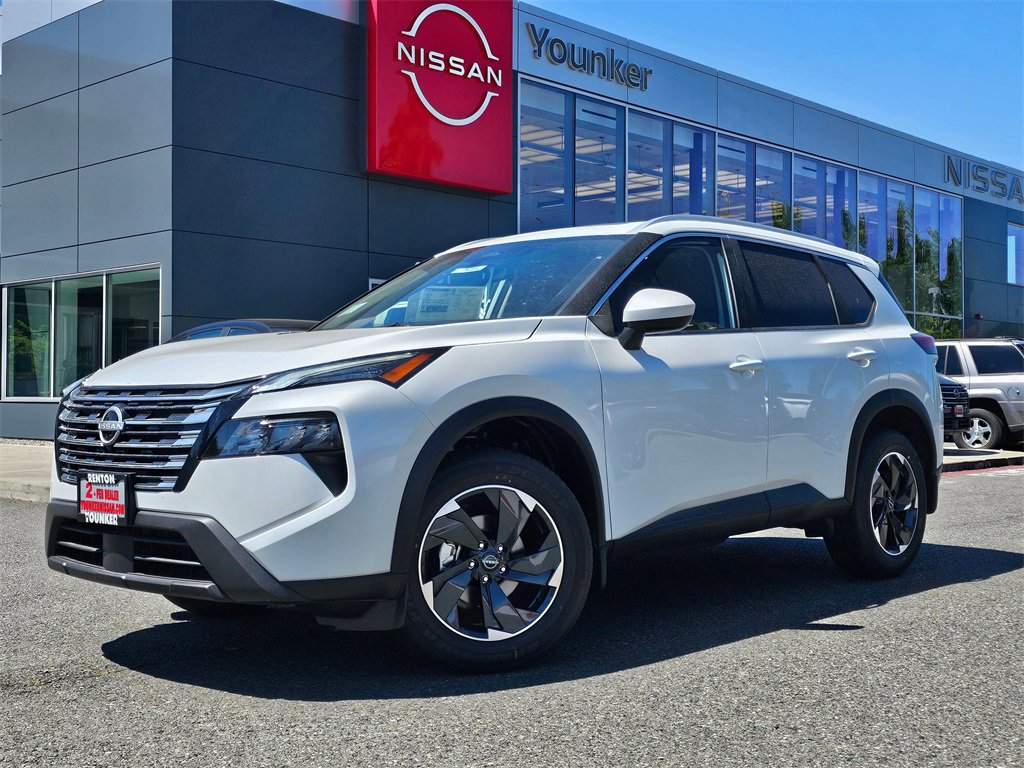 New 2025 Nissan Rogue SV w/ SV Premium Package