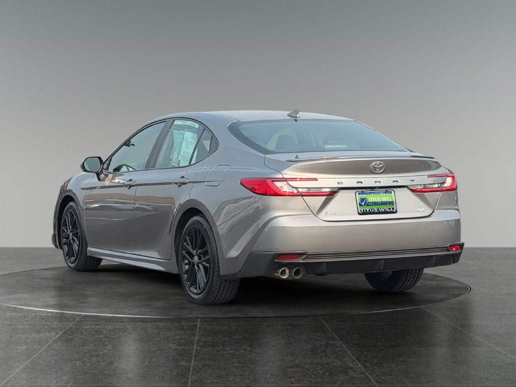 Used 2025 Toyota Camry SE FWD image 8