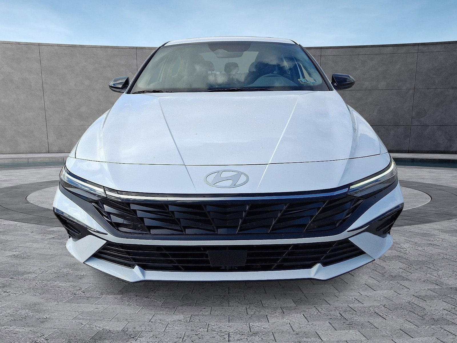 New 2026 Hyundai Elantra SEL Sport Premium image 2