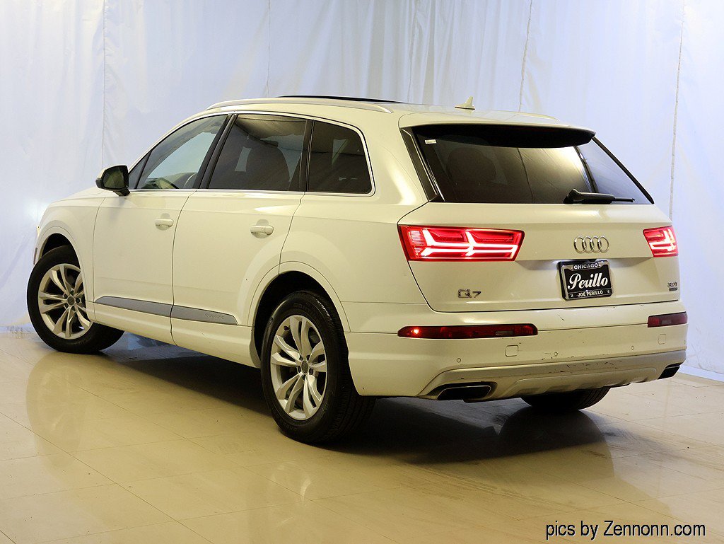 Used 2017 Audi Q7 3.0T Premium Plus AWD/4WD image 9