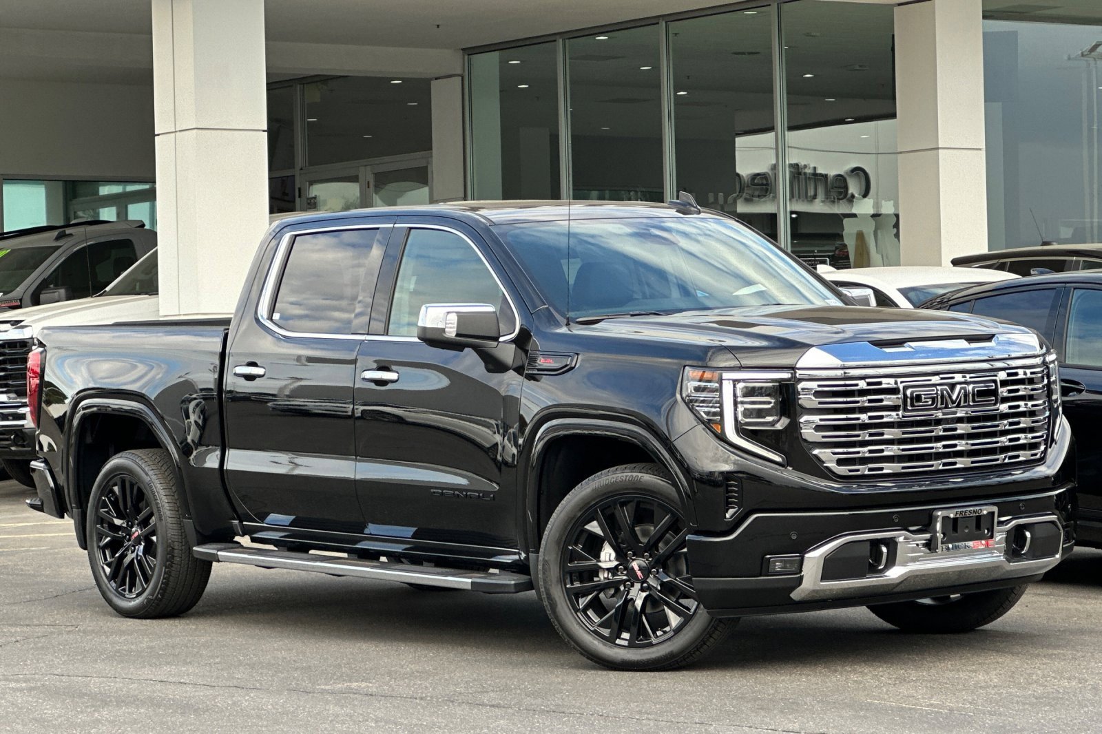 New 2026 GMC Sierra 1500 Denali w/ Technology Package image 2