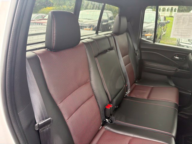 Used 2025 Honda Ridgeline Black Edition image 47