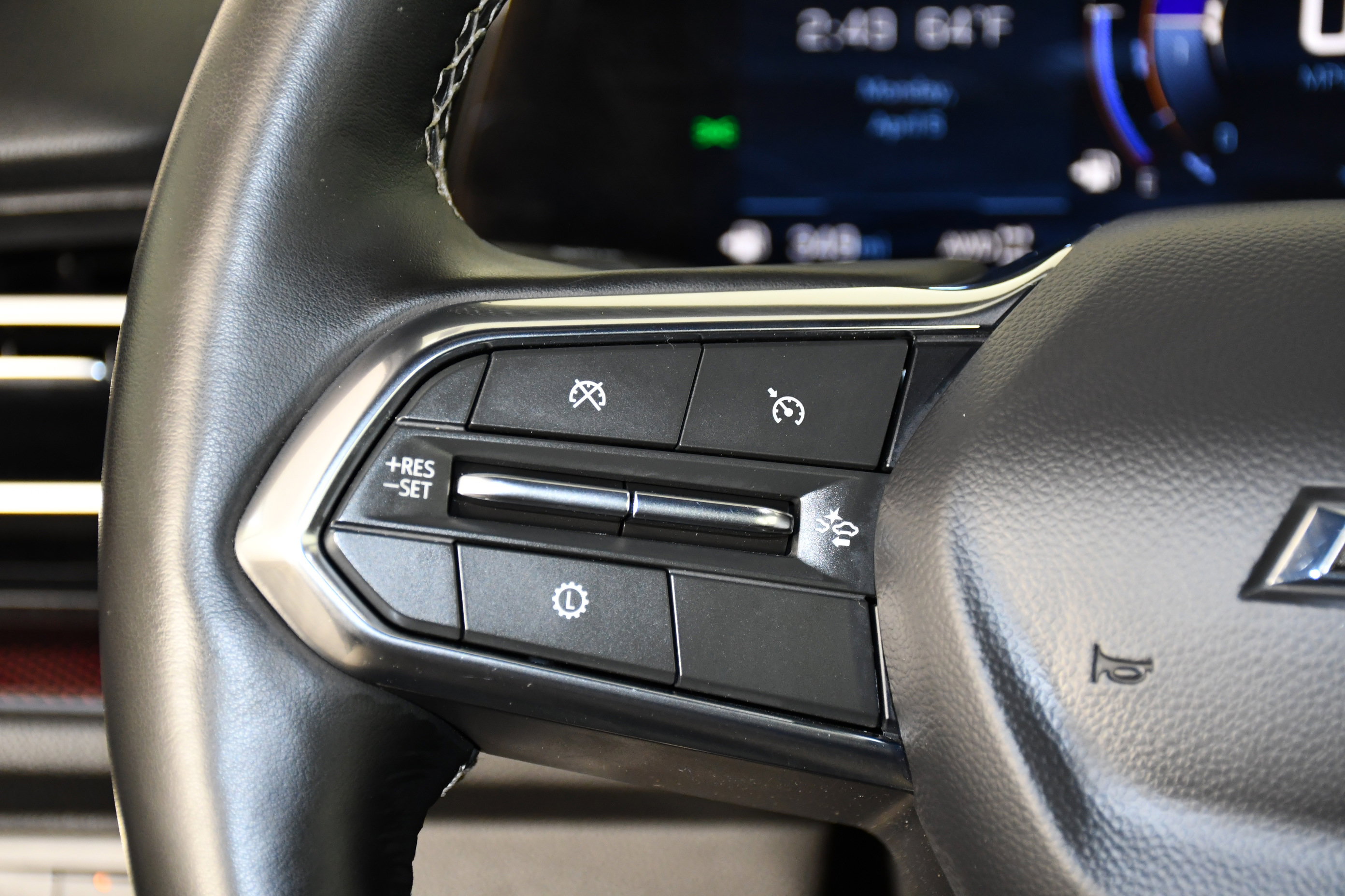 Used 2025 Chevrolet Traverse Z71 image 20