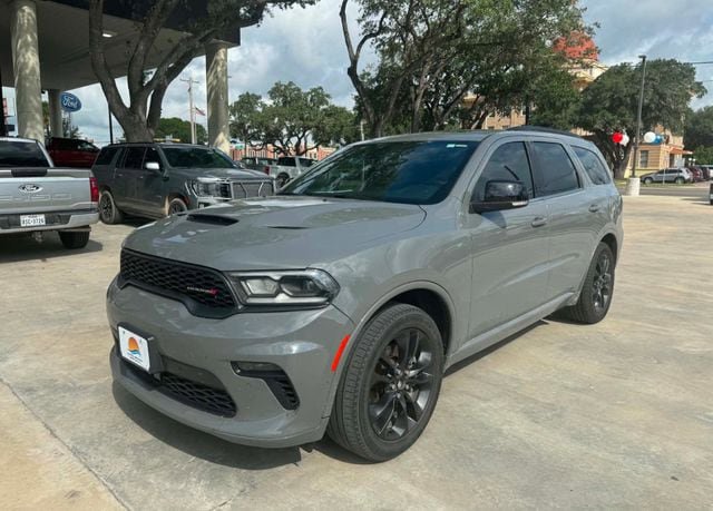 Used 2023 Dodge Durango GT RWD image 2